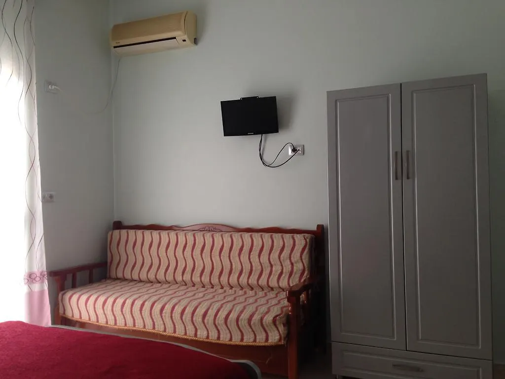 Apartment Villa Caca Ksamil
